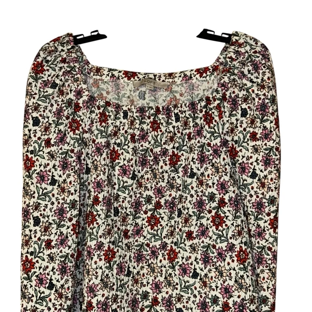 LOFT Floral Knit Top‎ Blouse Textured Womens Medium Boho Cottage Fairy Botanical